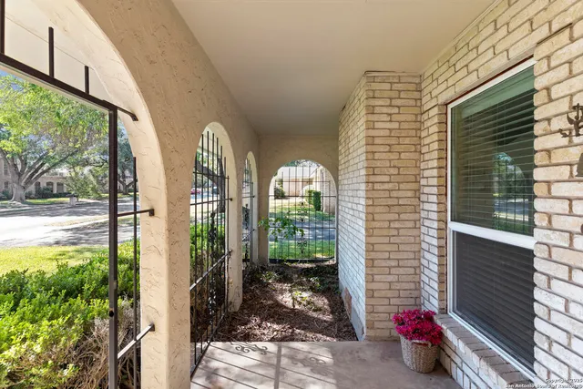 $334,999 | 11827 Persuasion Drive, San Antonio, TX 78216