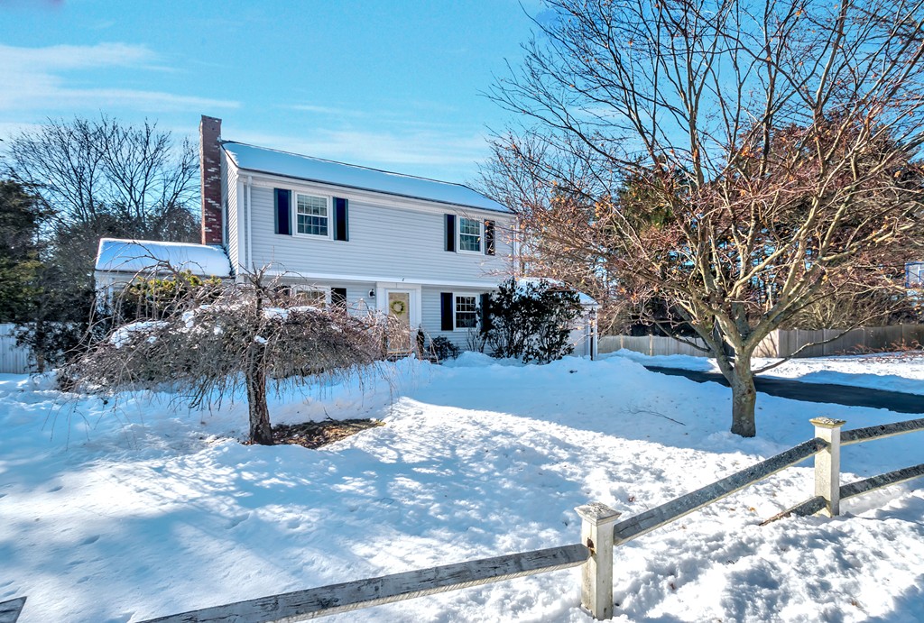 8 Bald Rock Road Wayland, MA 01778 - Photo 1 of 30 Gallery Image 1