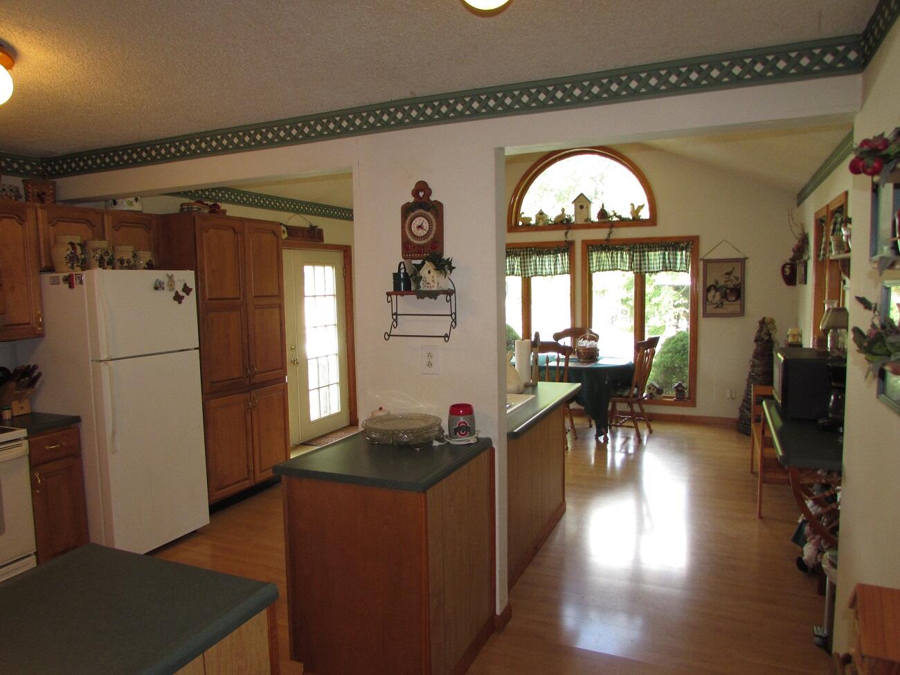 4566 Hominy Ridge Road Springfield, OH 45502 - Photo 9 of 24