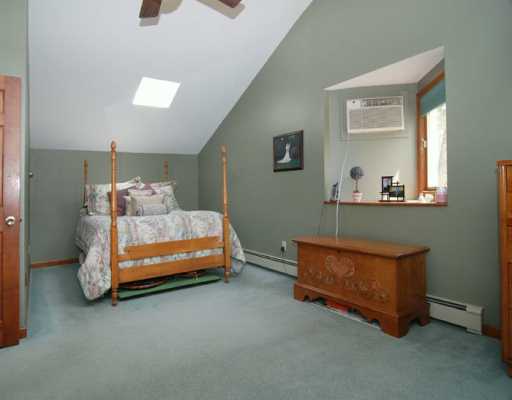 38 Old River Road Lincoln, RI 02865 - Photo 9 of 12 Master Bedroom.
