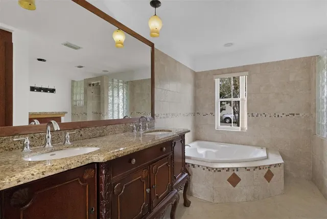 $564,900 | 6648 Buena Vista Drive, Margate, FL 33063