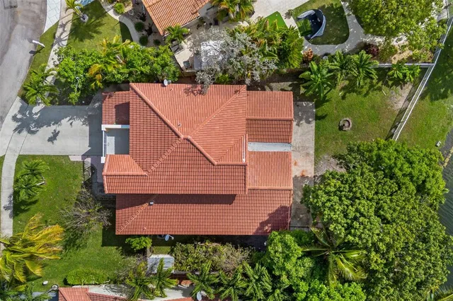 $564,900 | 6648 Buena Vista Drive, Margate, FL 33063