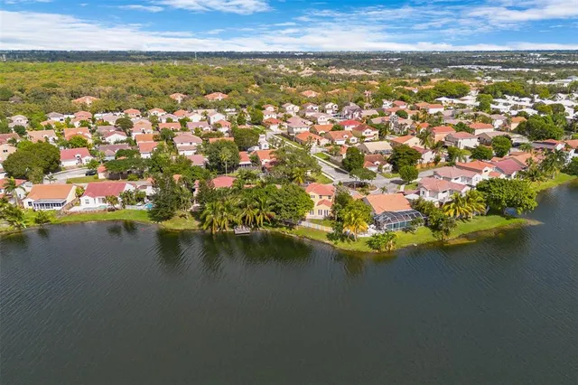 $564,900 | 6648 Buena Vista Drive, Margate, FL 33063