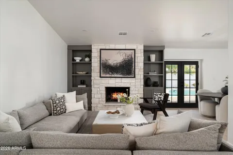 $1,695,000 | 5927 East Aster Drive, Scottsdale, AZ 85254