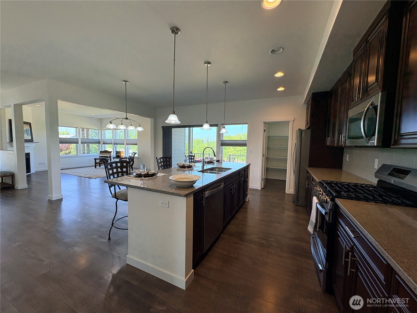 40 Snowbell Court Sequim, WA 98382 - Photo 8 of 38