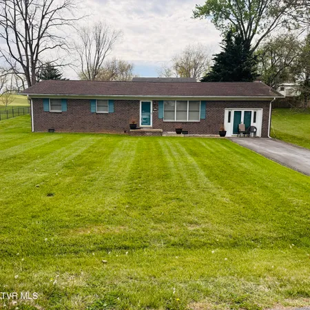 $179,900 | 136 Longview Road, Bristol, VA 24201