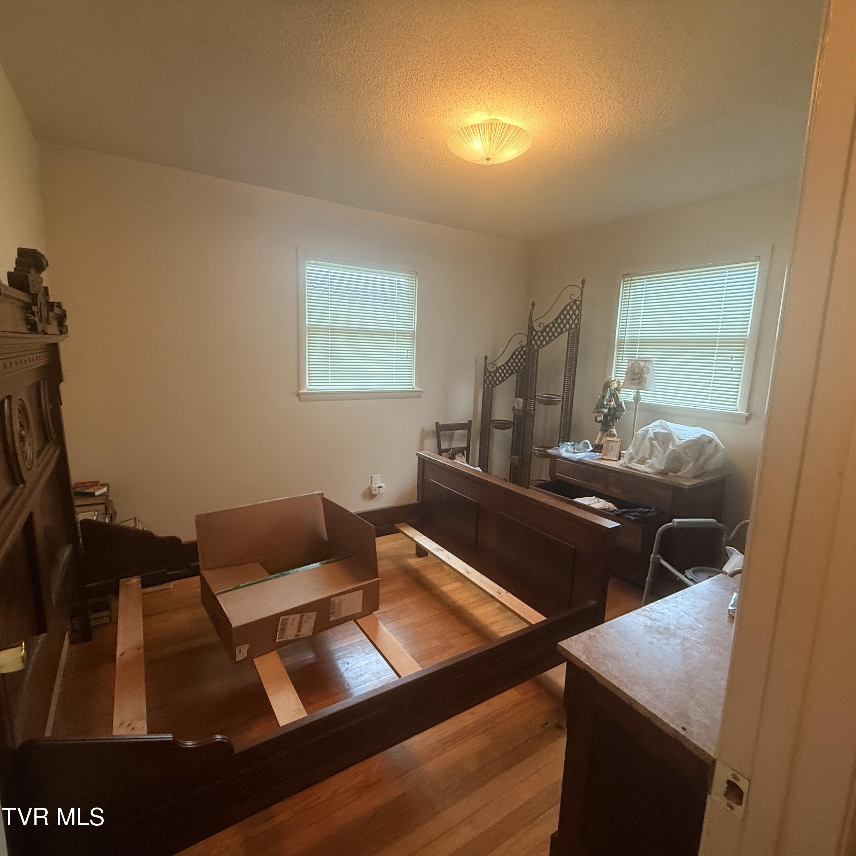 136 Longview Road Bristol, VA 24201 - Photo 13 of 18 IMG_7347