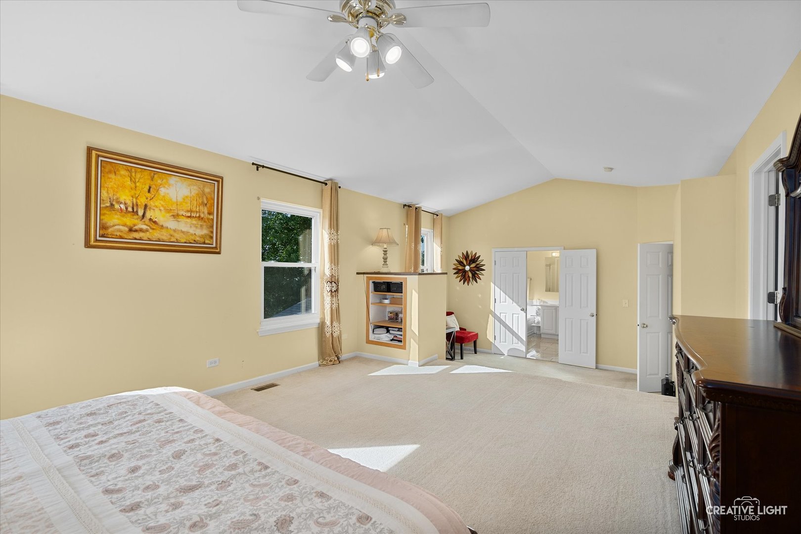 421 Raintree Drive Oswego, IL 60543 - Photo 19 of 29 Gallery Image 19
