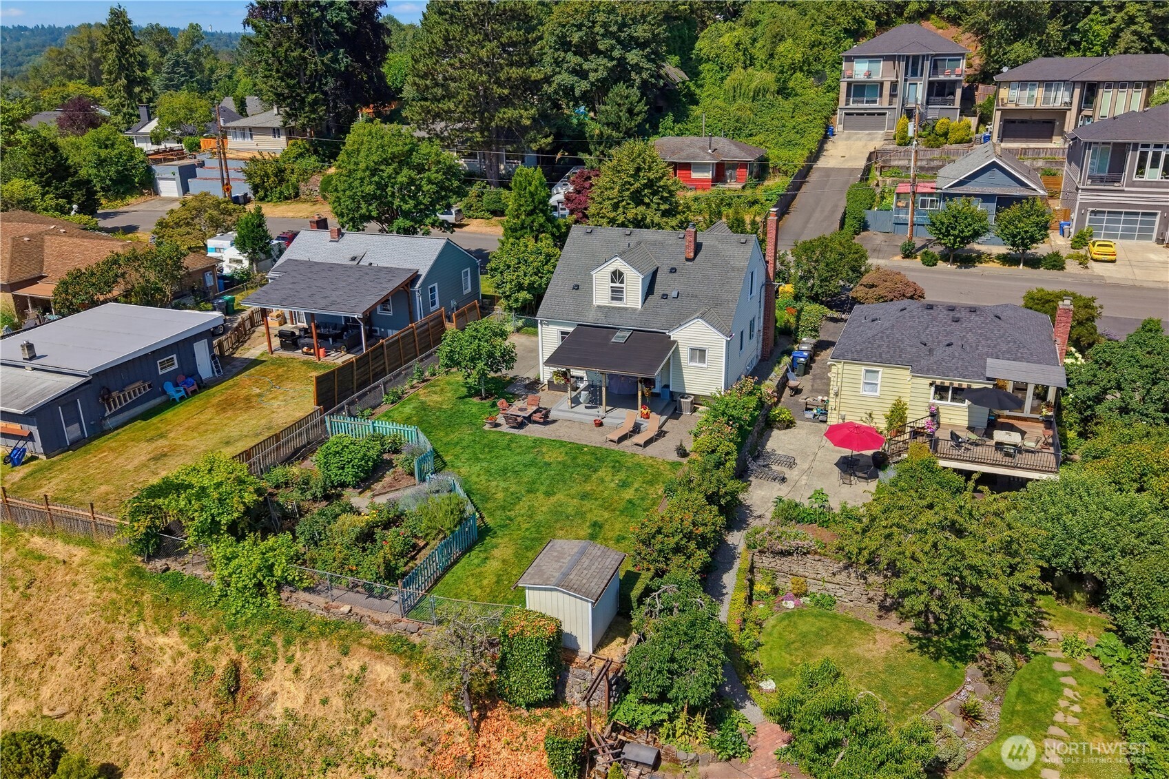 324 Stevens Avenue Southwest Renton, WA 98057 - Photo 37 of 40 Gallery Image 37
