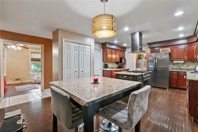 $530,000 | 228 Meadowfield Lane, Clairton, PA 15025