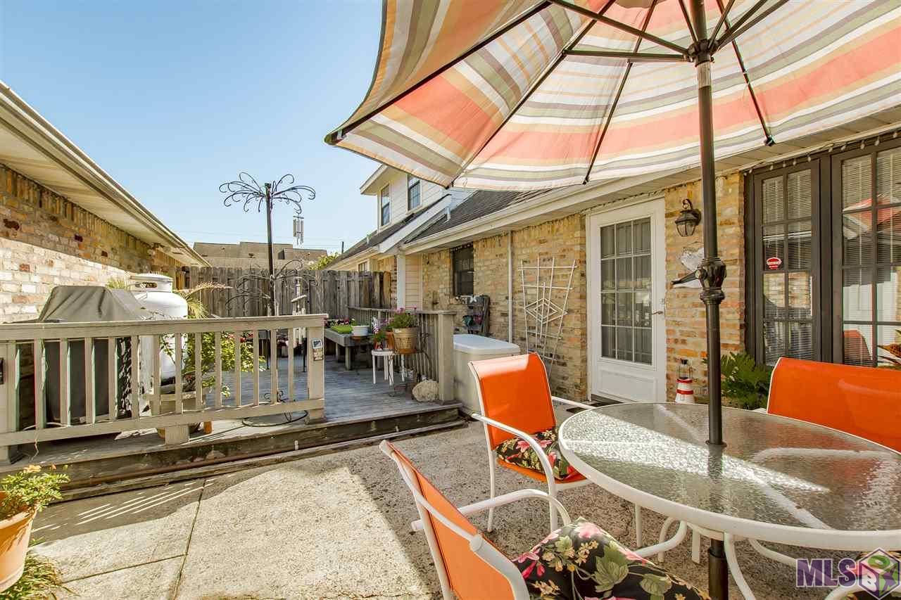 2084 Michel Delving Road Baton Rouge, LA 70810 - Photo 2 of 32