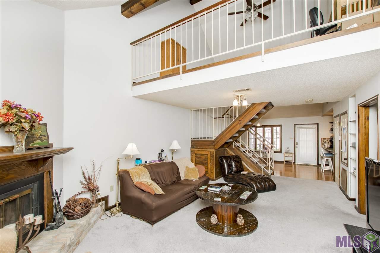 2084 Michel Delving Road Baton Rouge, LA 70810 - Photo 3 of 32
