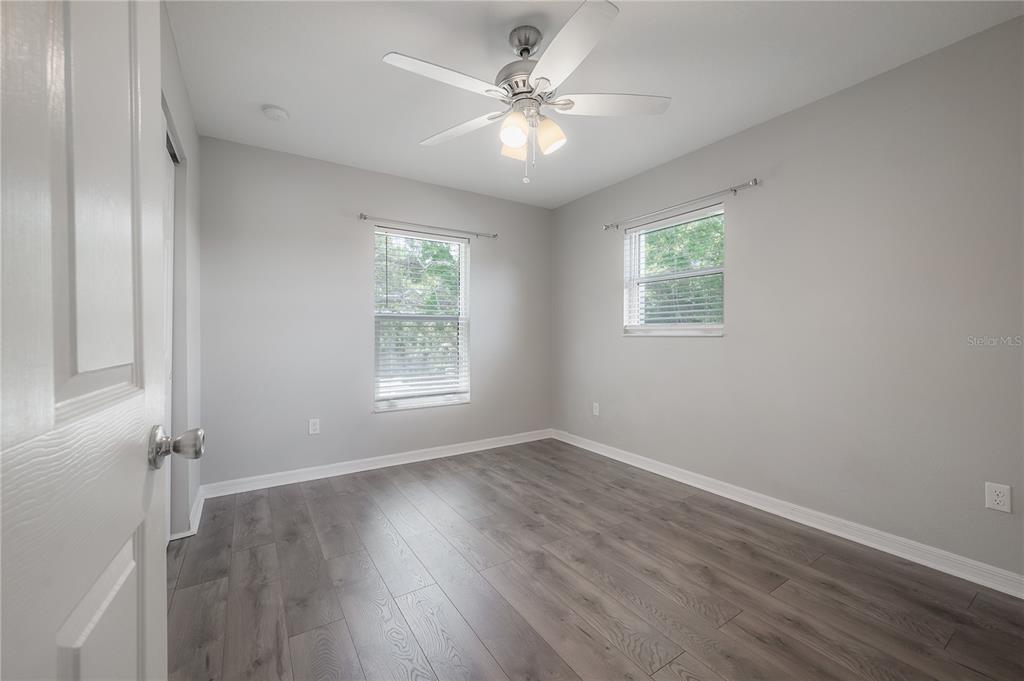 595 Shady Grove Drive Dunedin, FL 34698 - Photo 16 of 42