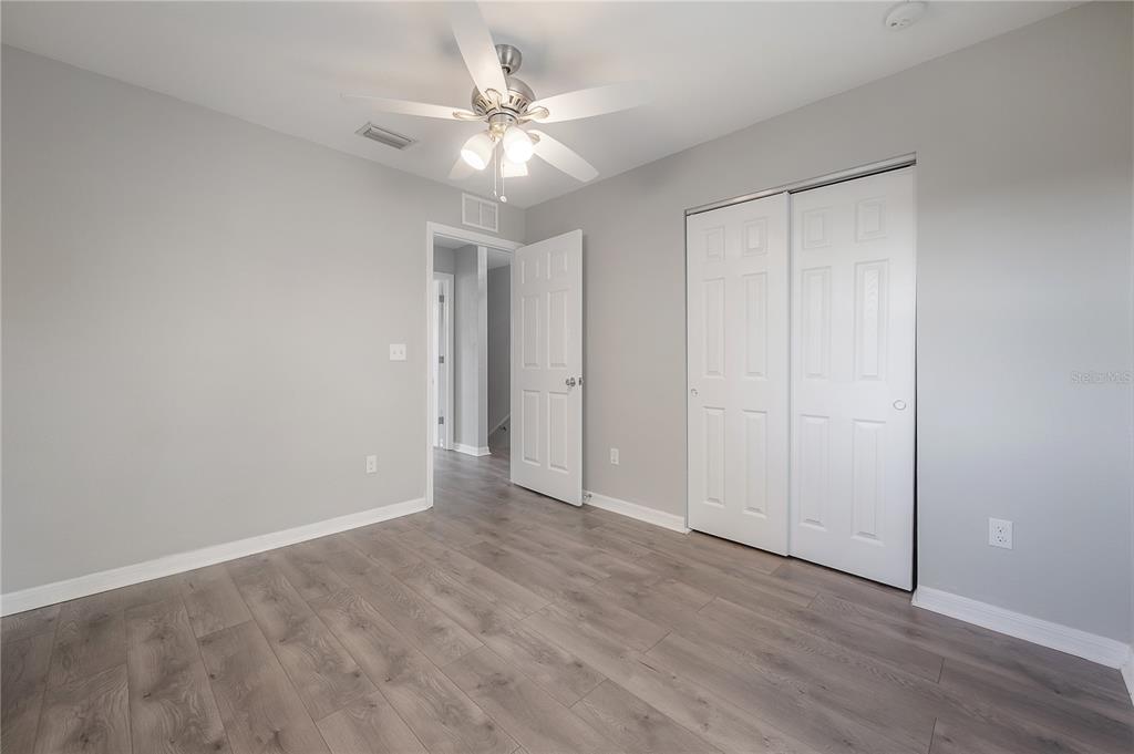 595 Shady Grove Drive Dunedin, FL 34698 - Photo 17 of 42