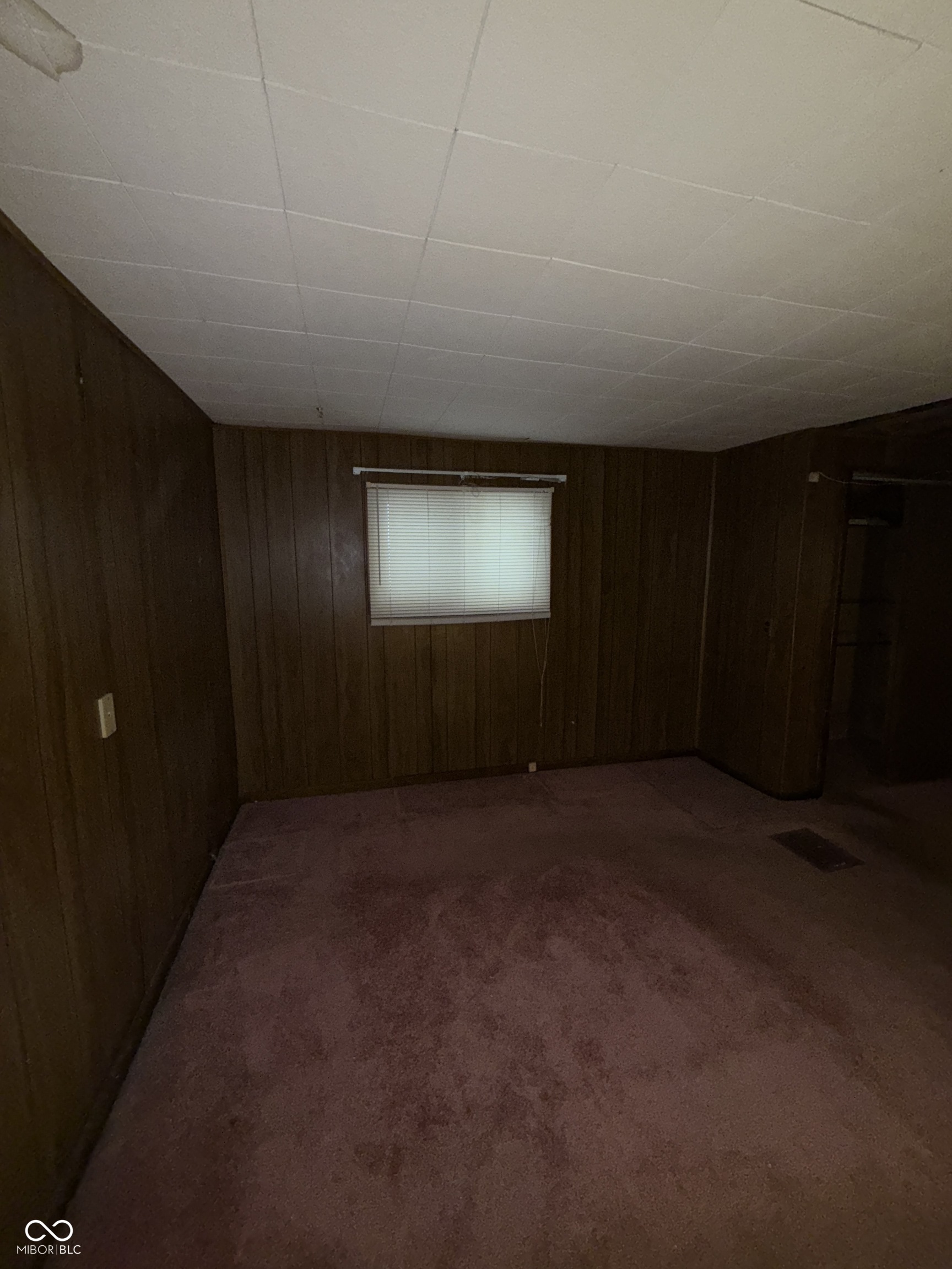 119 South Hawthorne Lane Indianapolis, IN 46219 - Photo 17 of 44