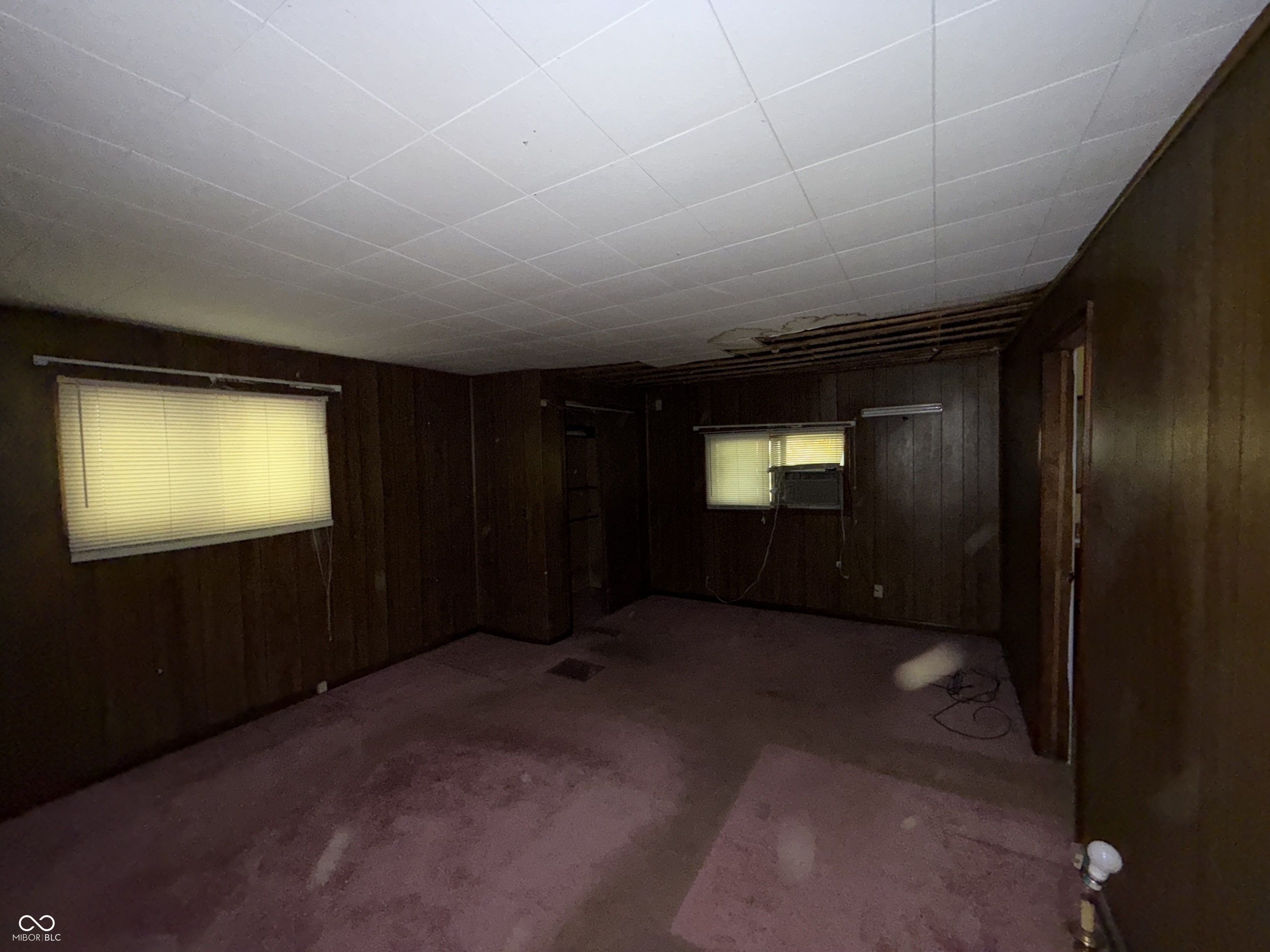 119 South Hawthorne Lane Indianapolis, IN 46219 - Photo 18 of 44