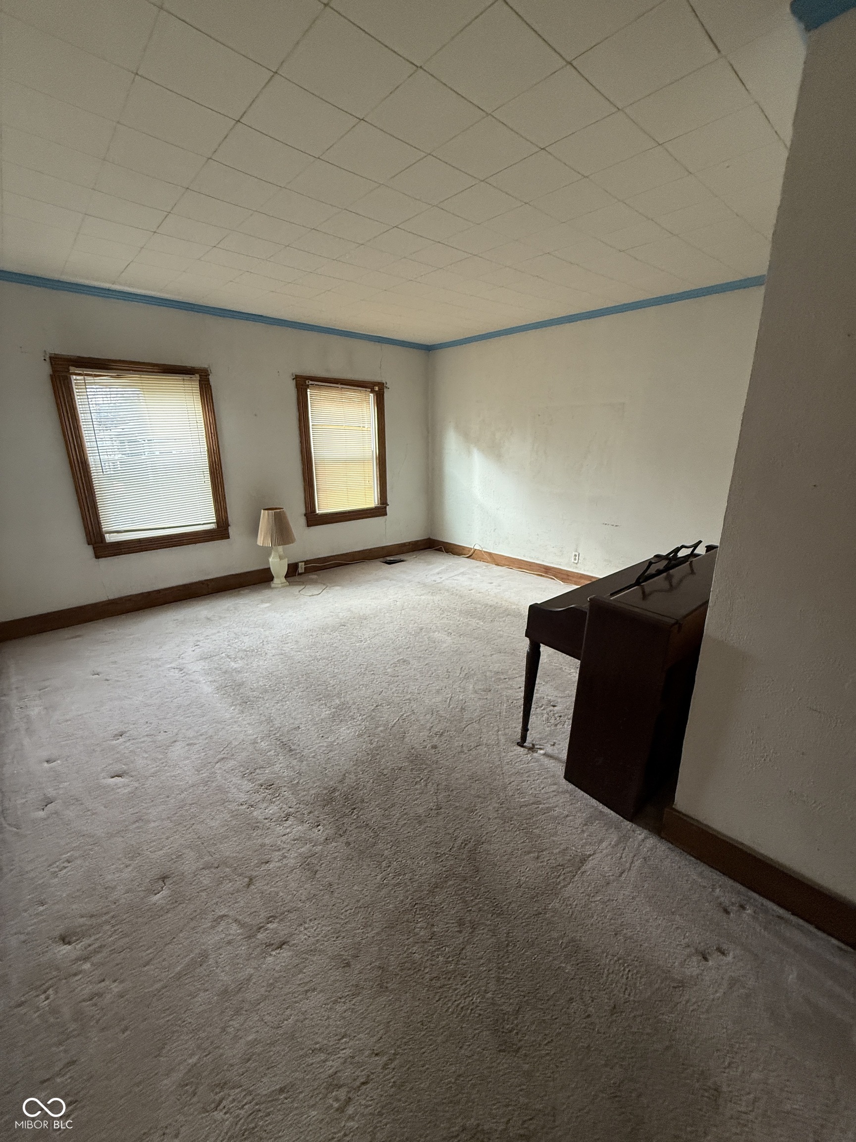 119 South Hawthorne Lane Indianapolis, IN 46219 - Photo 4 of 44