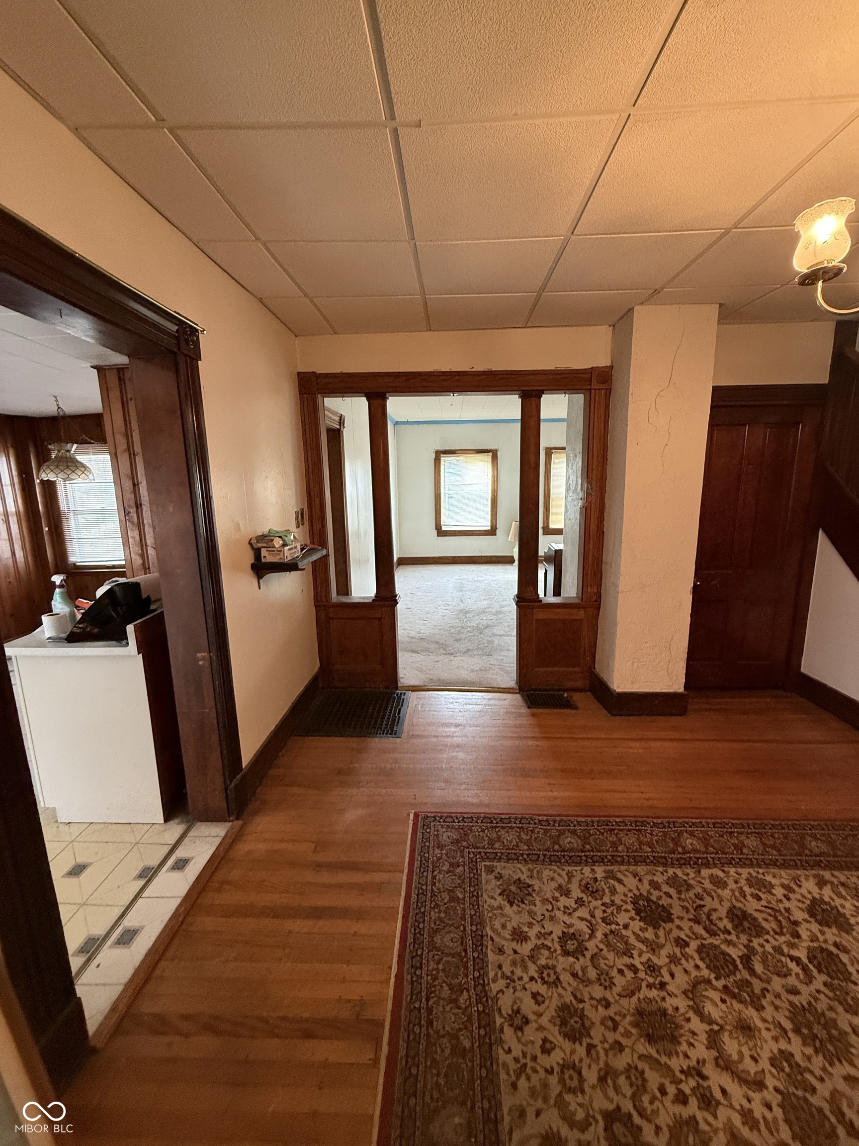 119 South Hawthorne Lane Indianapolis, IN 46219 - Photo 9 of 44