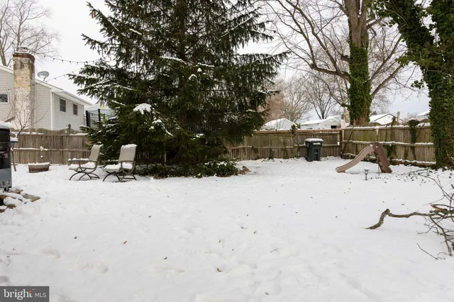 a view of outdoor space yard and patio
