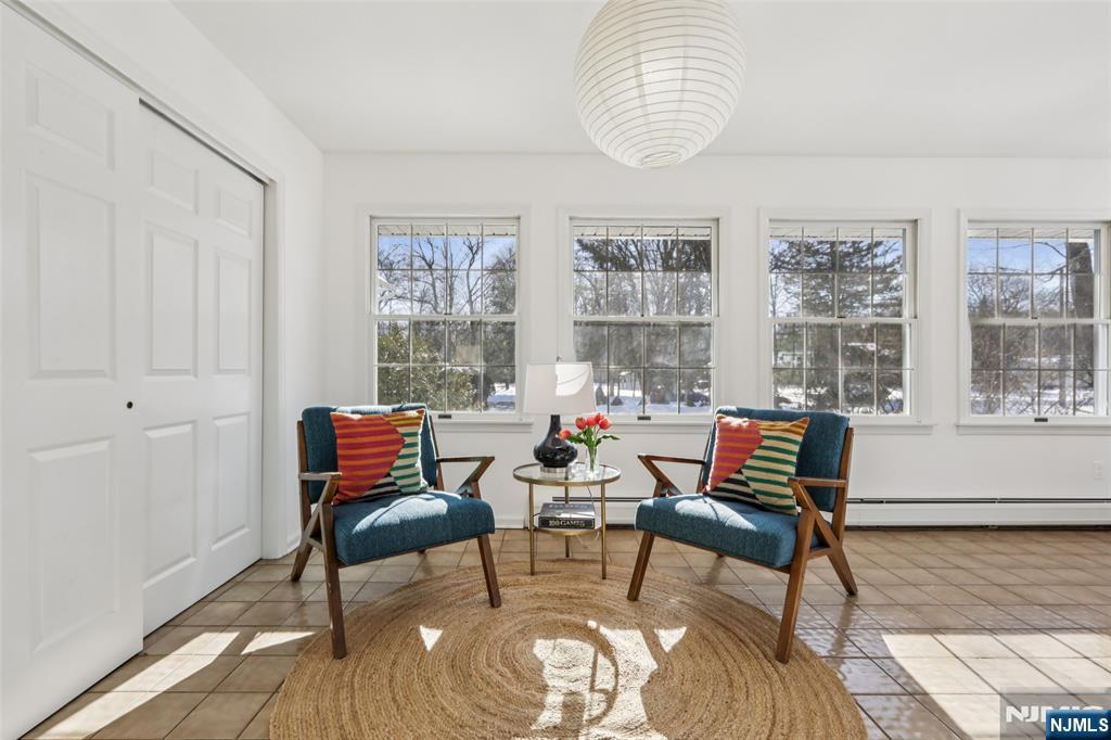 369 West Saddle River Road Upper Saddle River, NJ 07458 - Photo 13 of 37