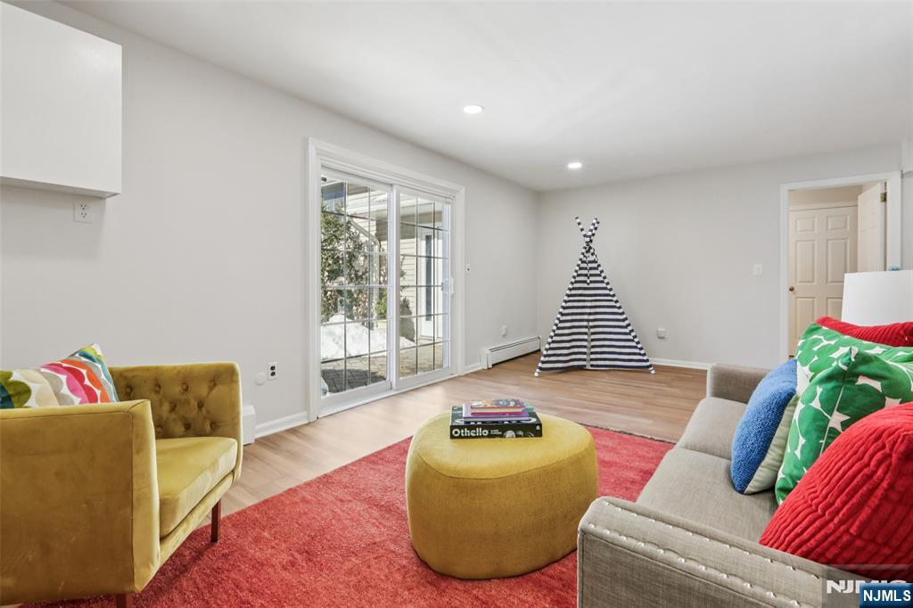 369 West Saddle River Road Upper Saddle River, NJ 07458 - Photo 16 of 37