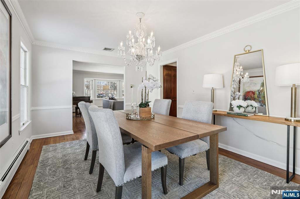 369 West Saddle River Road Upper Saddle River, NJ 07458 - Photo 9 of 37