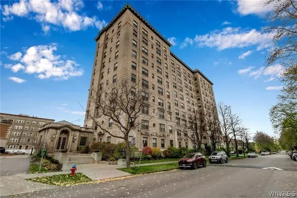 $610,000 | 33 Gates Circle, Unit 9B, Buffalo, NY 14222