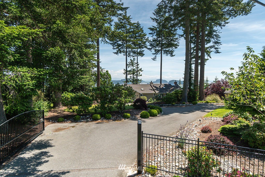 4732 Jones Road Oak Harbor, WA 98277 - Photo 1 of 39 Gallery Image 1