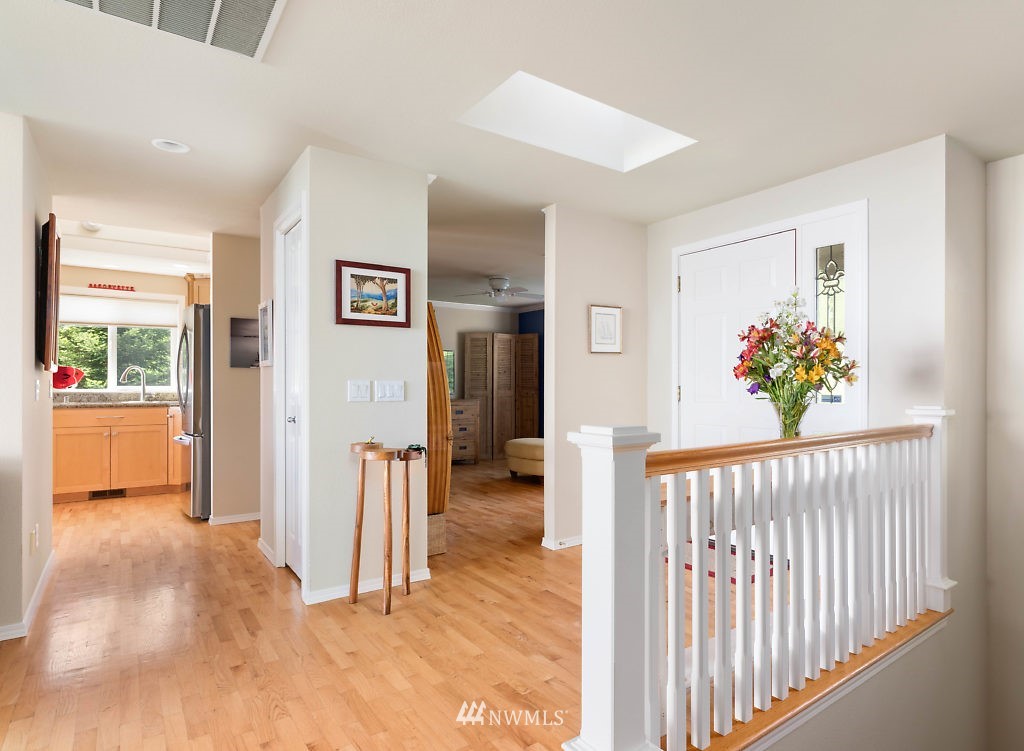 4732 Jones Road Oak Harbor, WA 98277 - Photo 7 of 39 Gallery Image 7