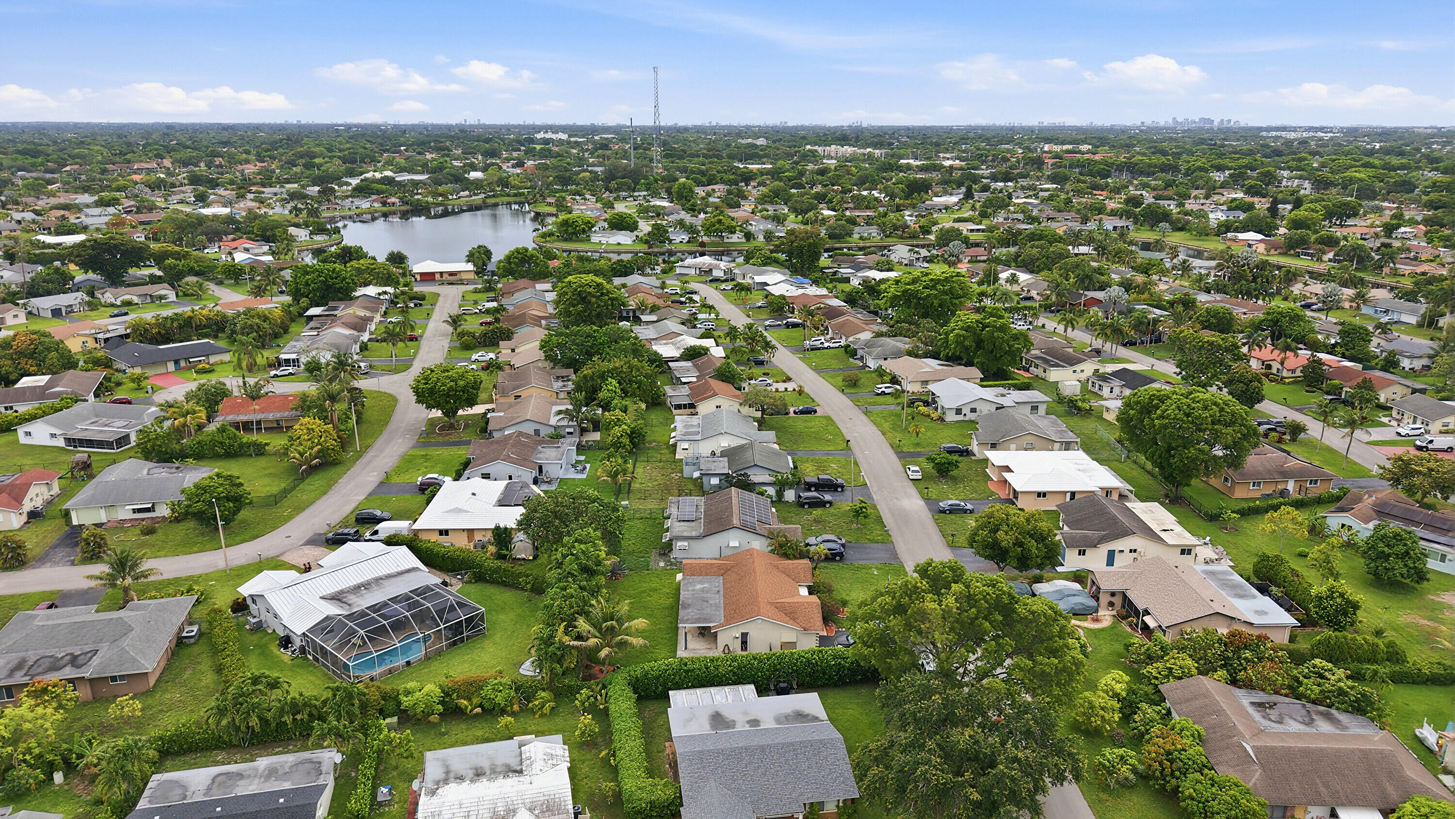 9505 Northwest 73rd Street Tamarac, FL 33321 - Photo 33 of 48 35_dji_20260531010516_0183_d