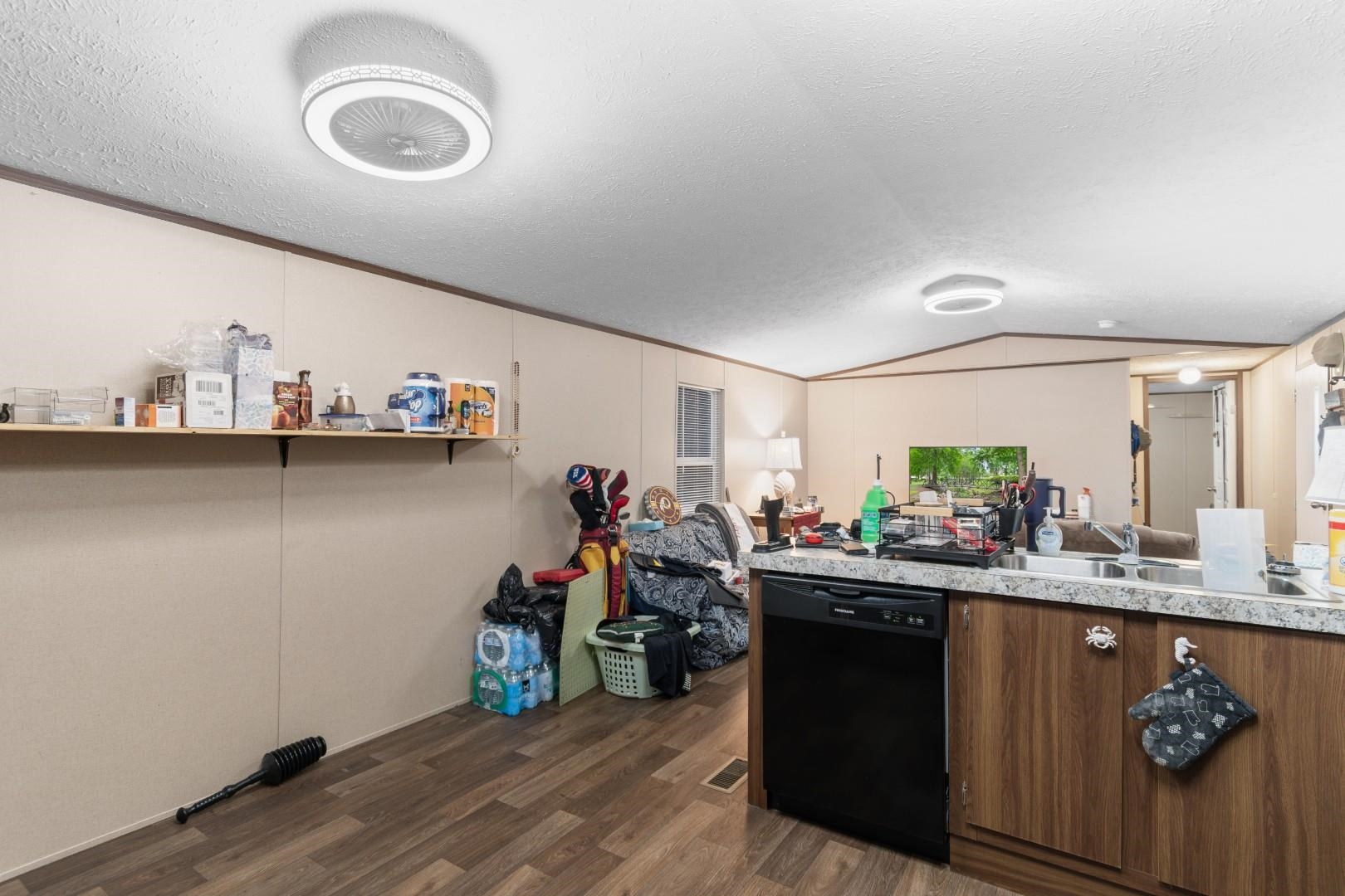 5381 Highway 66 Loris, SC 29569 - Photo 6 of 29