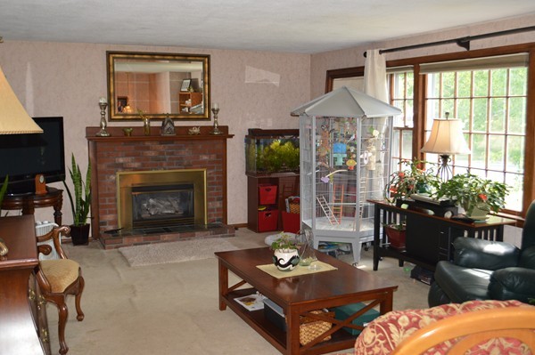 58 Juniper Brook Road Northborough, MA 01532 - Photo 2 of 25 Gallery Image 2