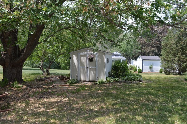 58 Juniper Brook Road Northborough, MA 01532 - Photo 21 of 25 Gallery Image 21