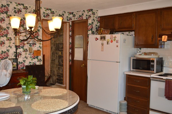 58 Juniper Brook Road Northborough, MA 01532 - Photo 5 of 25 Gallery Image 5