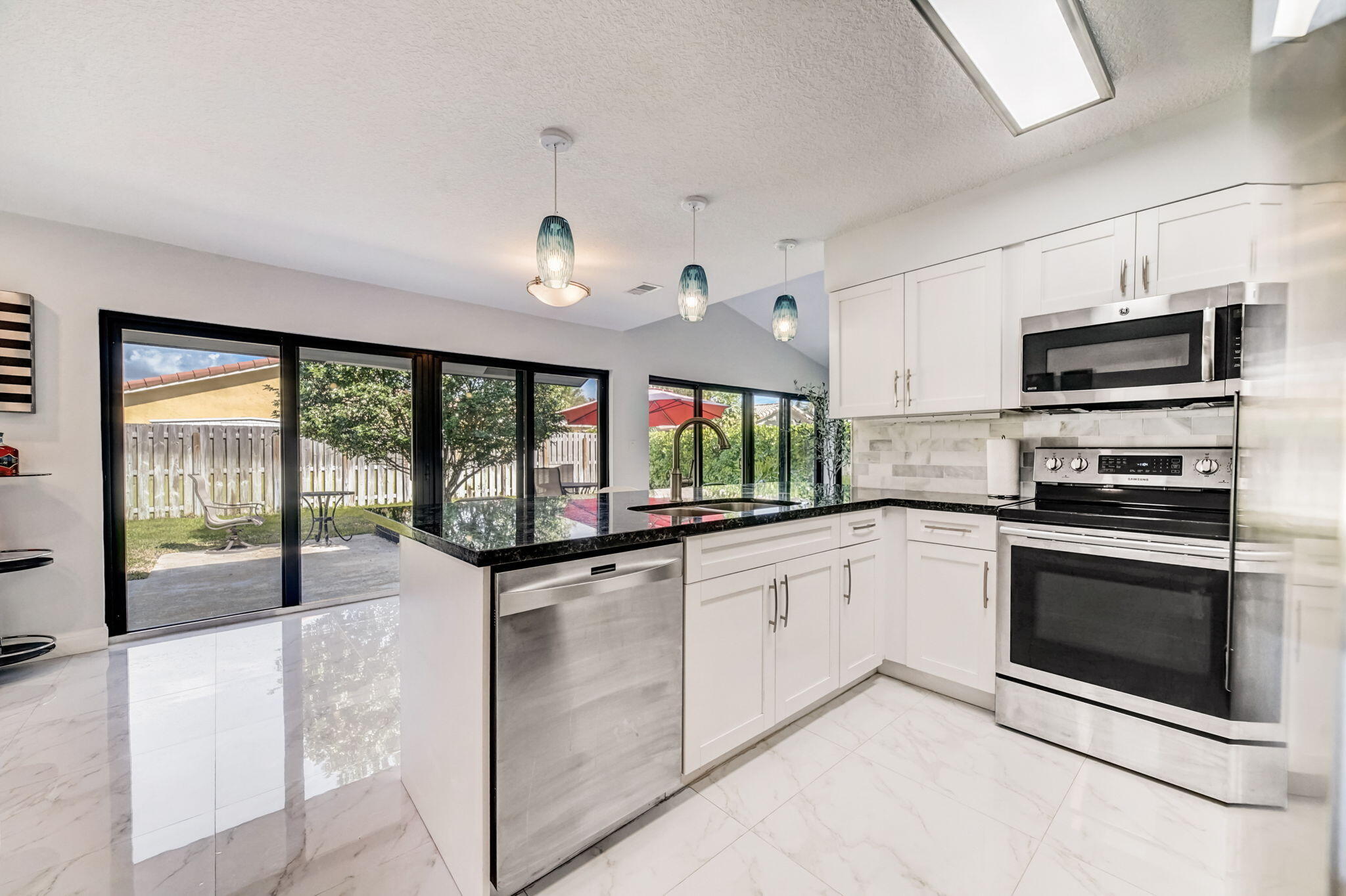 2393 Northwest 30th Road Boca Raton, FL 33431 - Photo 16 of 52 23-web-or-mls-NW 30th Rd-021