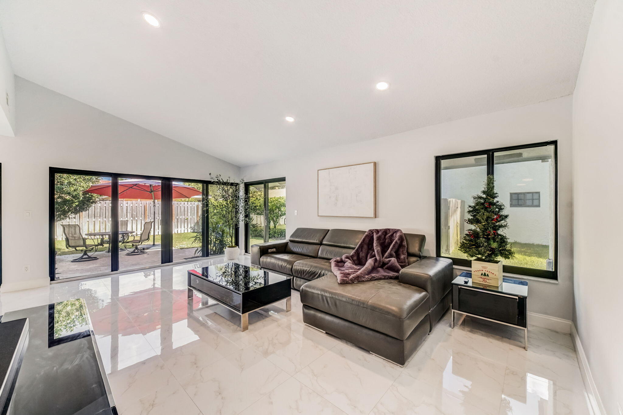 2393 Northwest 30th Road Boca Raton, FL 33431 - Photo 4 of 52 4