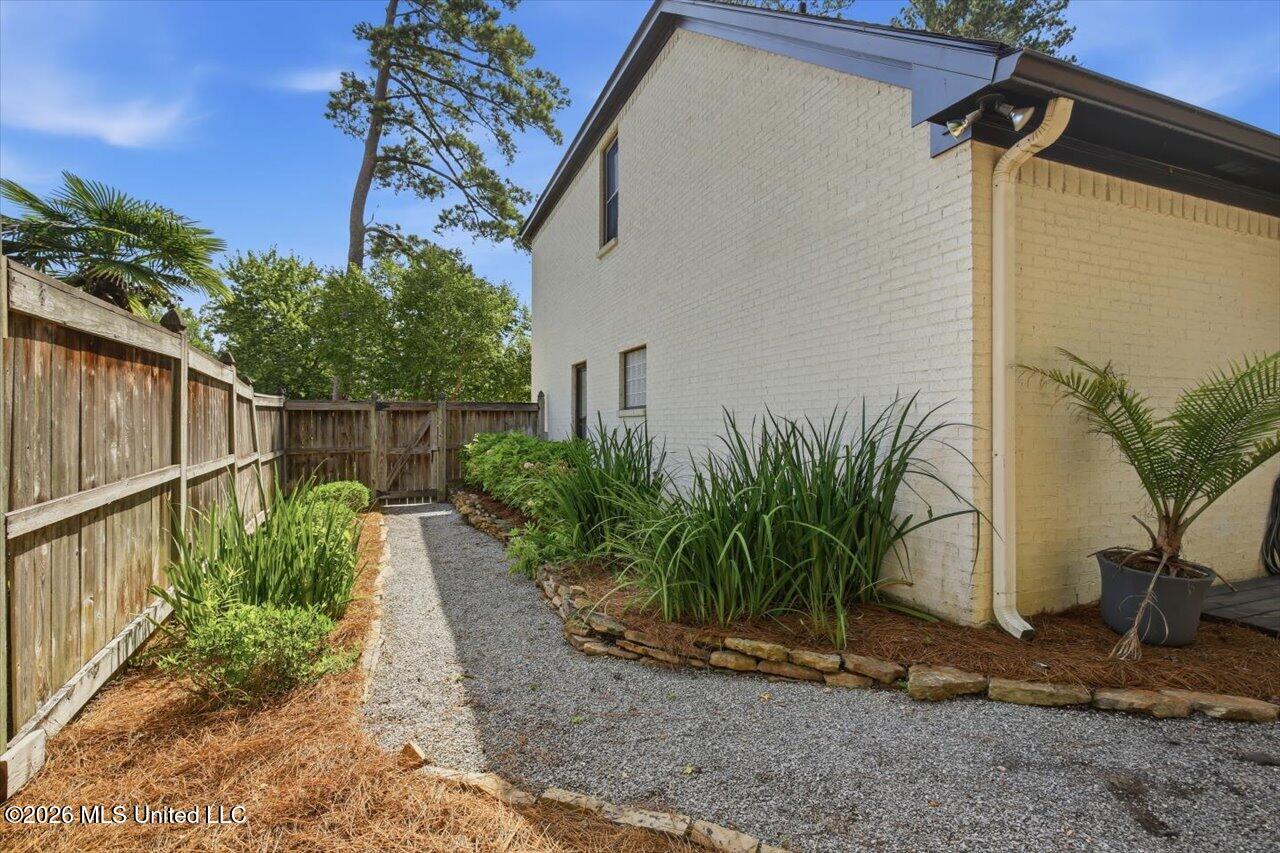 520 Heatherstone Court Ridgeland, MS 39157 - Photo 62 of 63 Backyard 5