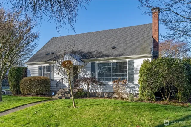 $459,000 | 1403 18th Avenue, Longview, WA 98632