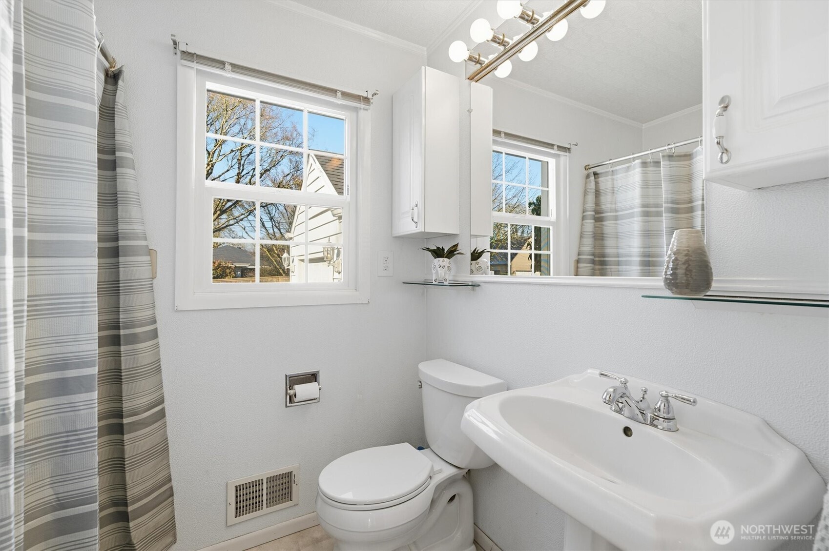 1403 18th Avenue Longview, WA 98632 - Photo 18 of 40