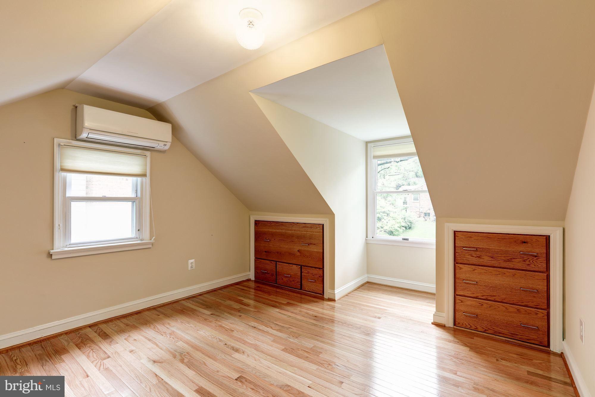 9700 Lorain Avenue Silver Spring, MD 20901 - Photo 21 of 30 Owner's Office or Sitting Room