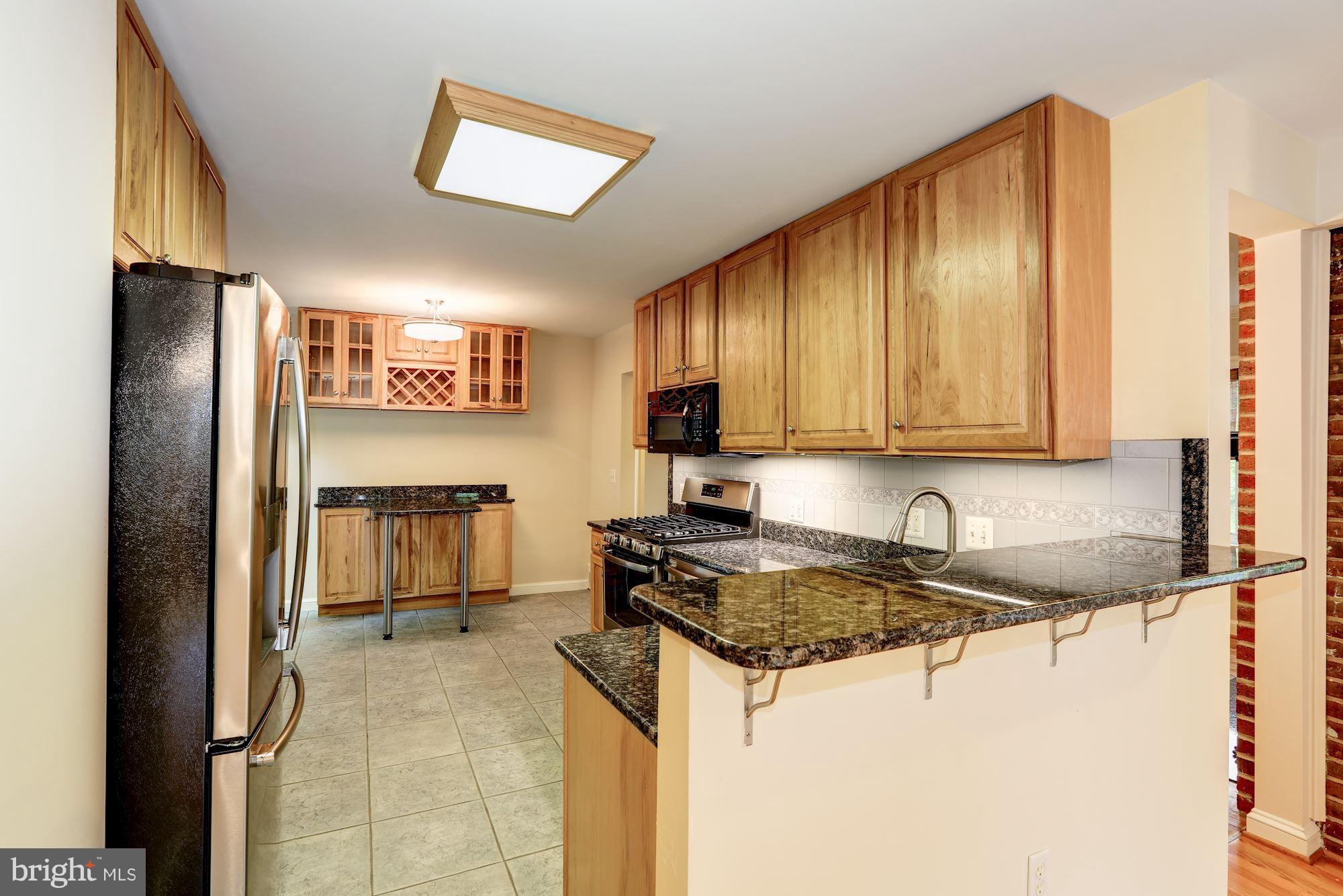 9700 Lorain Avenue Silver Spring, MD 20901 - Photo 6 of 30 Breakfast Bar #2