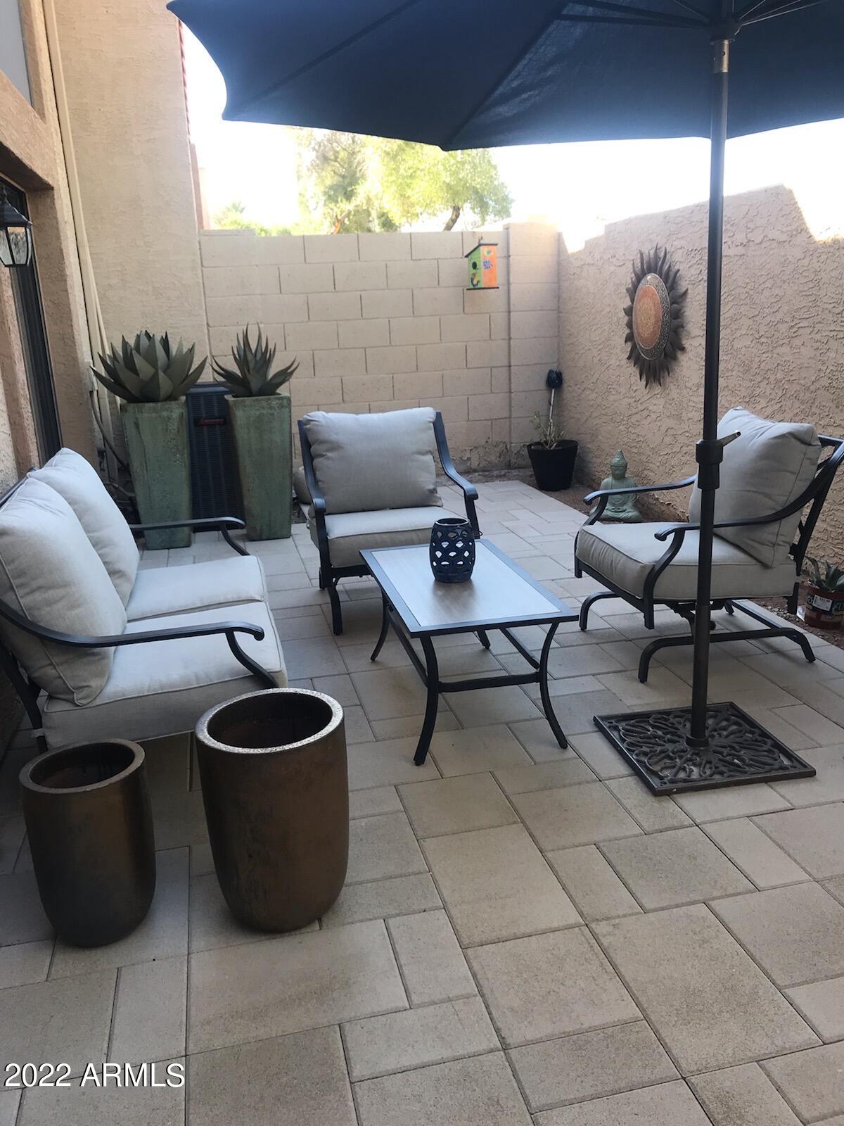 Jocelyn Patio 2