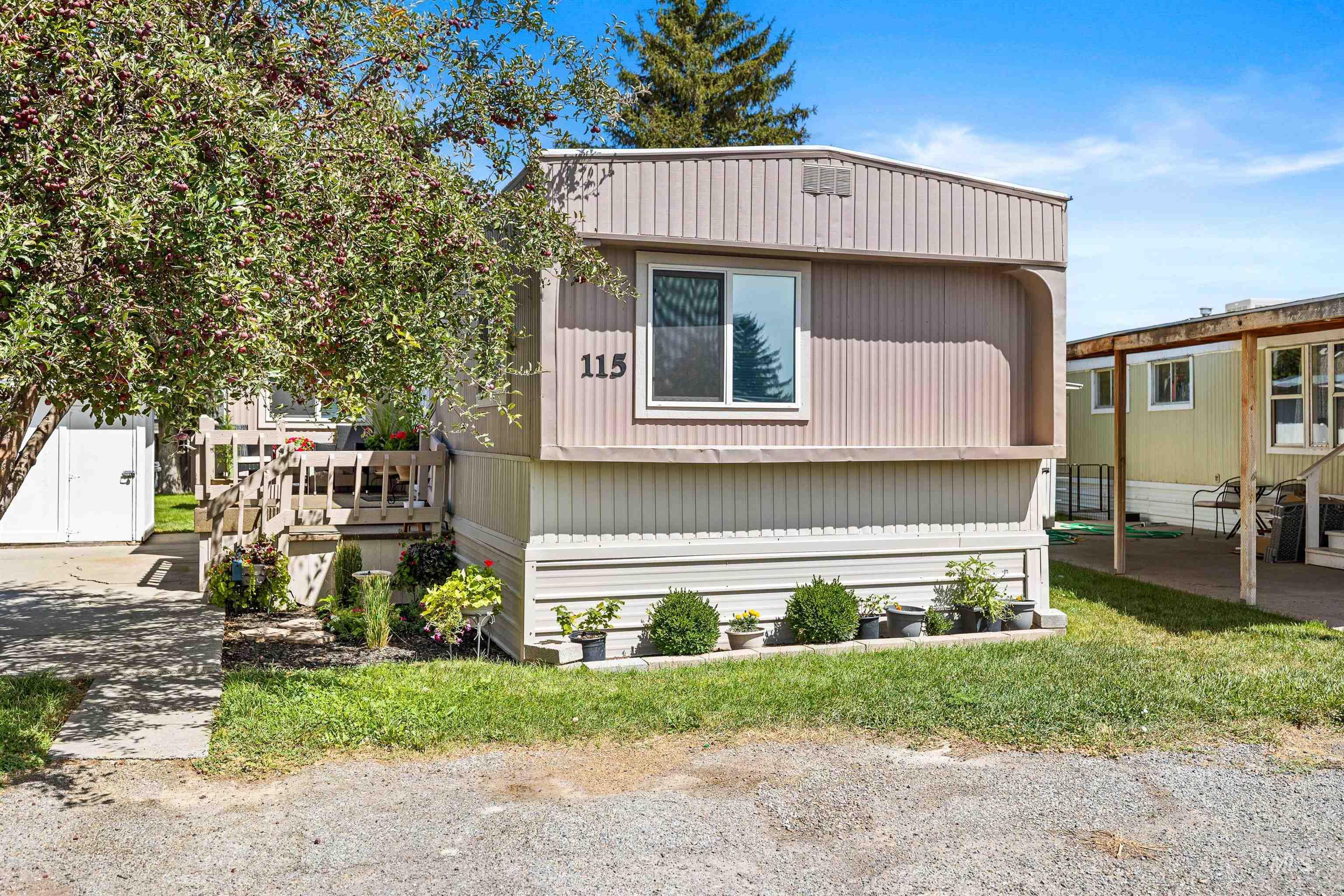 198 South Hills Road, Unit 115 Twin Falls, ID 83301 - Photo 17 of 22 View of home's exterior