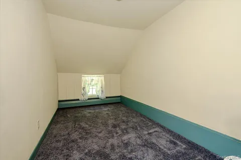 $550,000 | 169 West Rogues Path, Huntington, NY 11743