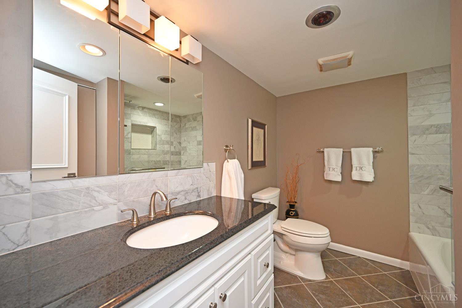 2444 Madison Road, Unit 301 Cincinnati, OH 45208 - Photo 37 of 46 Gallery Image 37