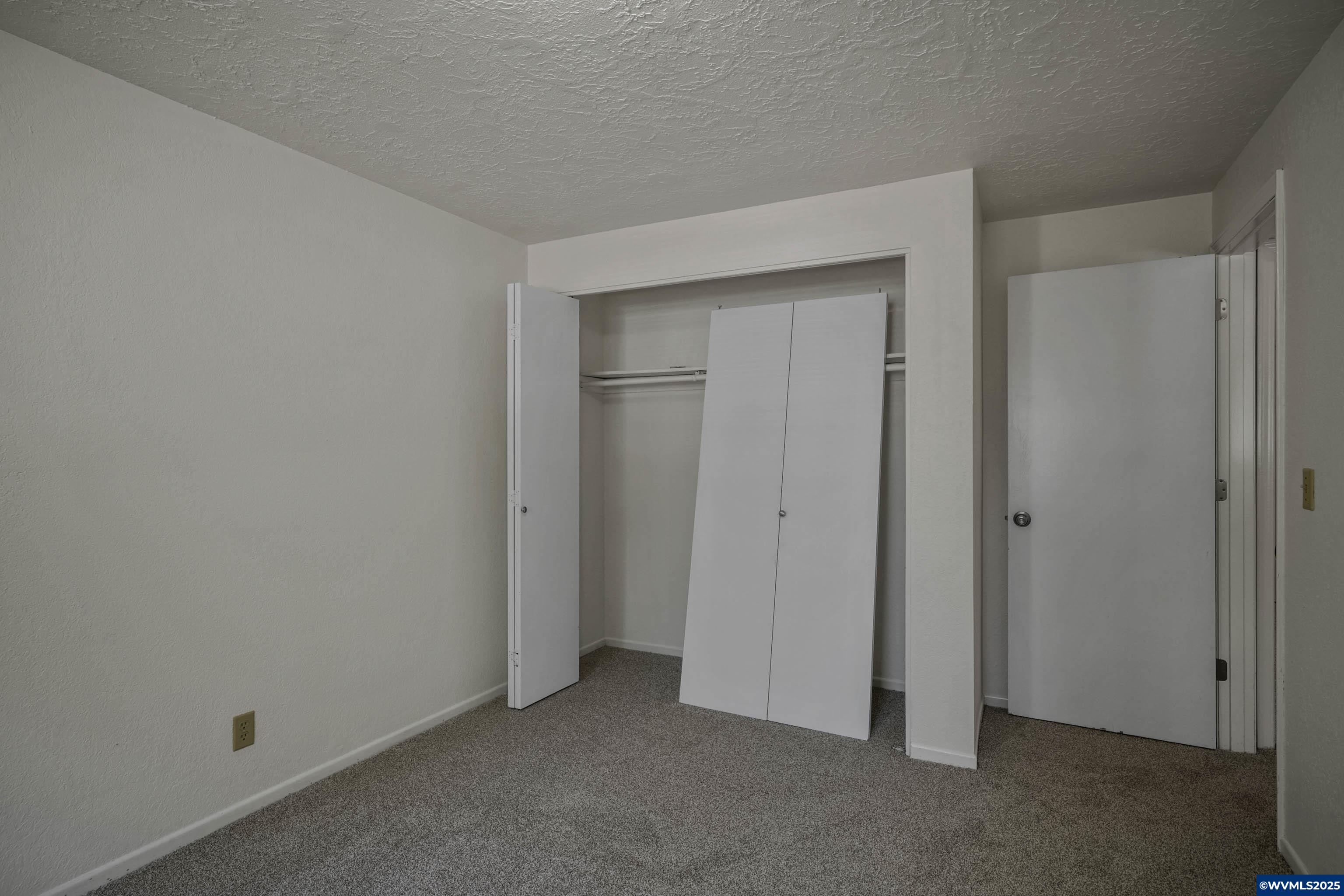 450 Flint Ridge Street Southeast Salem, OR 97306 - Photo 18 of 31 Gallery Image 18