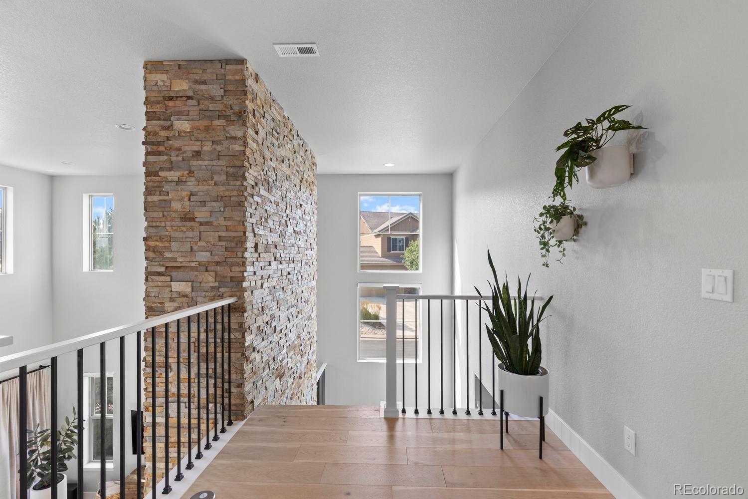 10424 Maplebrook Way Highlands Ranch, CO 80126 - Photo 27 of 50 Gallery Image 27