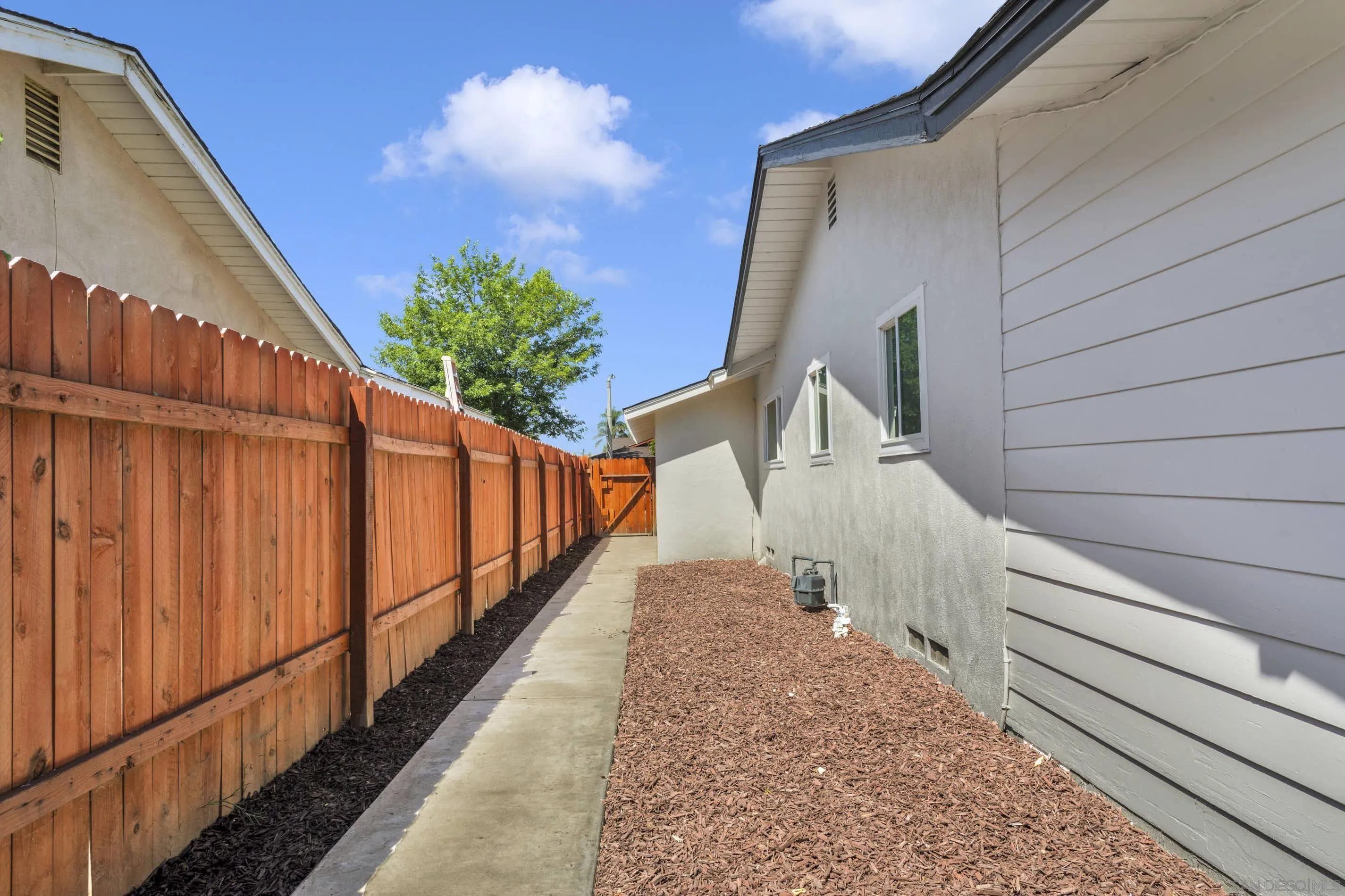 6630 Montclair Drive Riverside, CA 92504 - Photo 40 of 47 a view of a pathway with a terrace