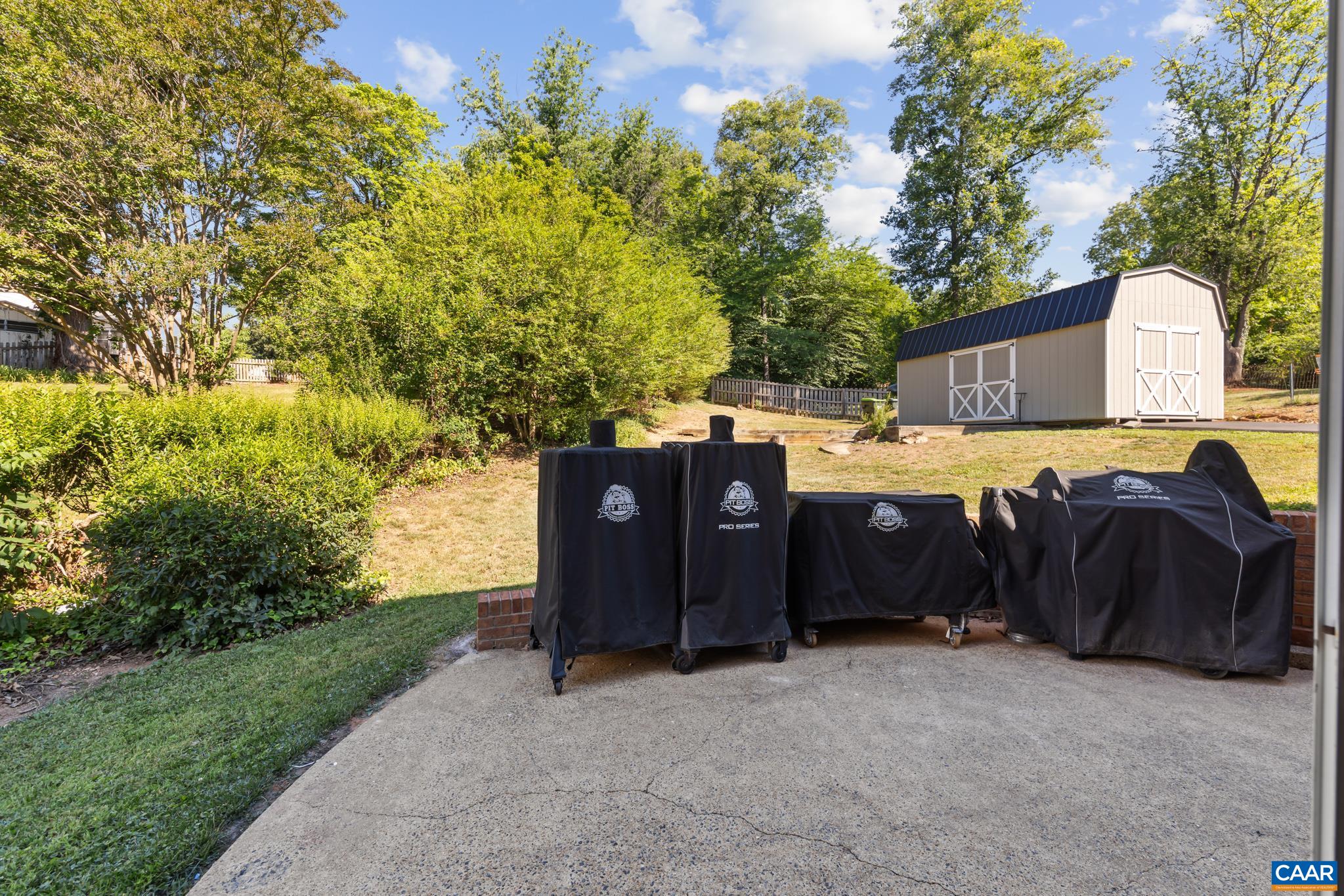 327 Brentwood Road Charlottesville, VA 22901 - Photo 35 of 44