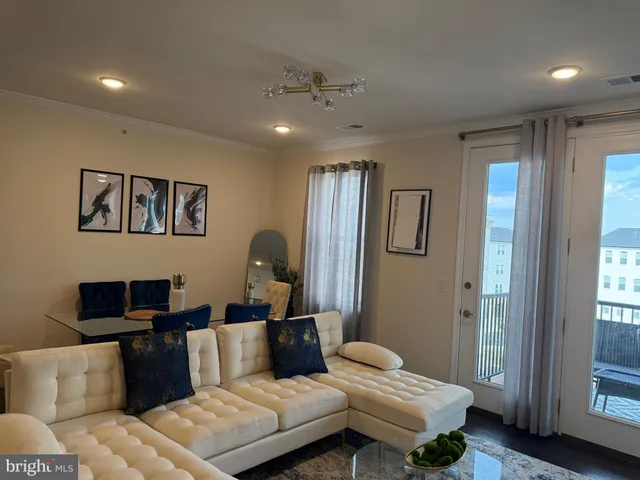 $549,900 | 23630 Havelock Walk Terrace, Unit 410, Ashburn, VA 20148